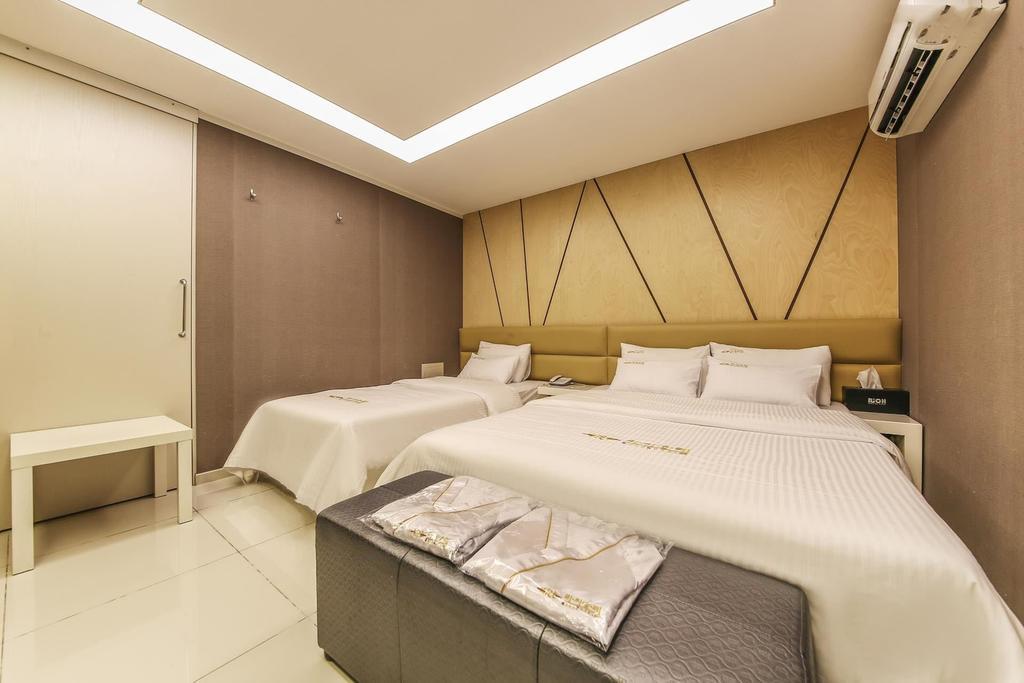 Richi Hotel Suwon Zewnętrze zdjęcie
